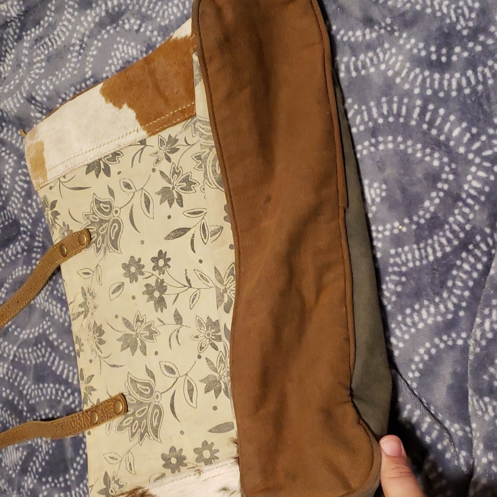 Myra Bag Shoulder/Tote Purse - Picture 10 of 11